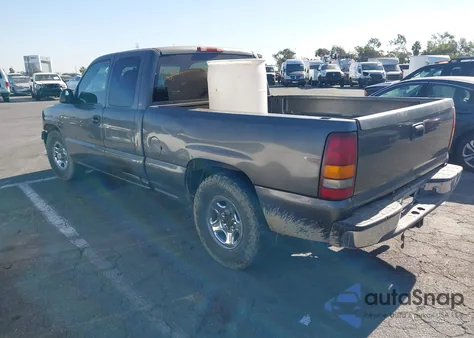 2001 Chevrolet Silverado 1500 из США, поврежденный, VIN 1GCEC19V41Z165192